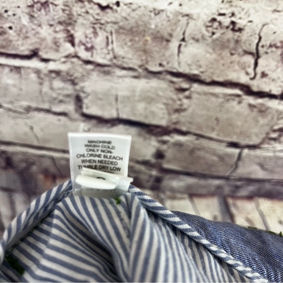 Banana Republic Green Check Flat Front Chino Shorts - Picture 7 of 8